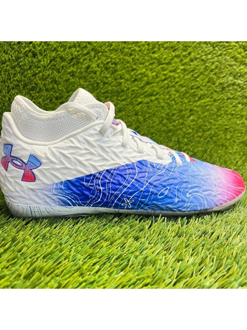 Under Armour Spotlight Clone 4 MC TX Mens Size 9 Blue White Pink Football Cleats